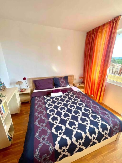 Beachfront Gem In Varna Center Ngoại thất bức ảnh
